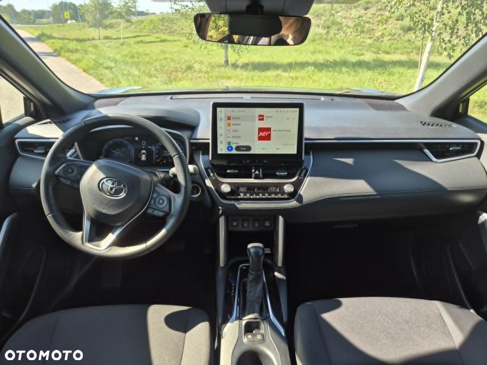 Toyota Corolla Cross - 11