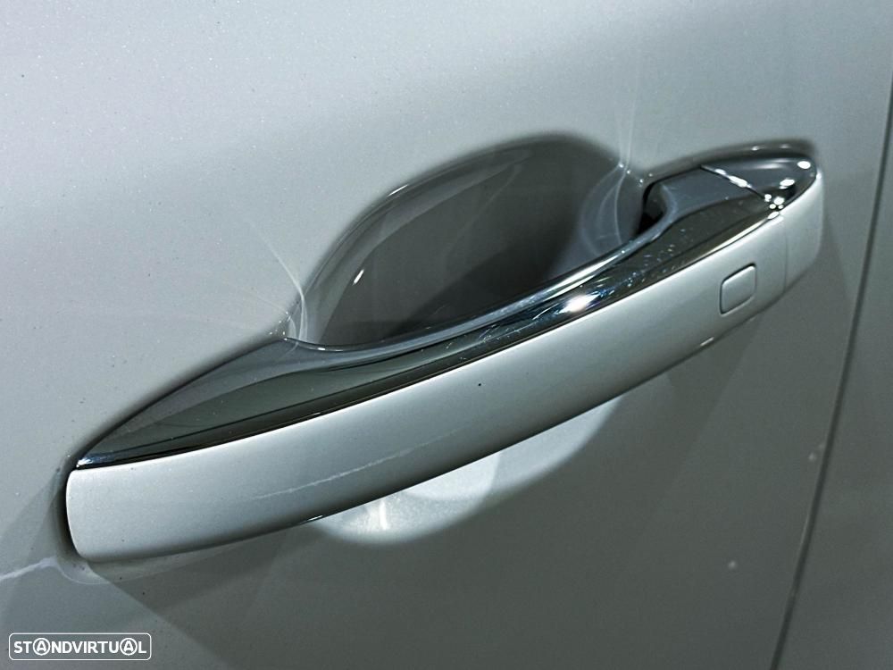 Renault Mégane 1.6 Plug-In Limited - 17