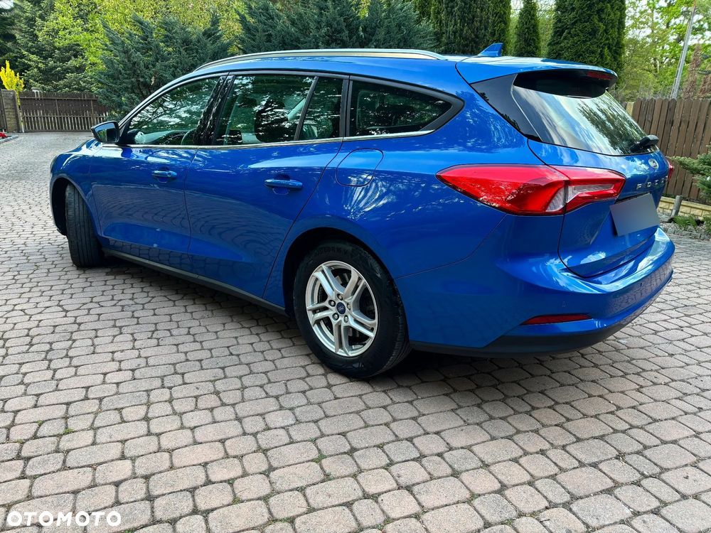 Ford Focus 1.0 EcoBoost Trend Edition - 3