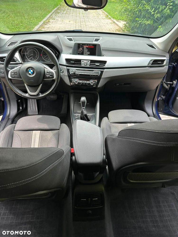 BMW X1 sDrive18i - 21
