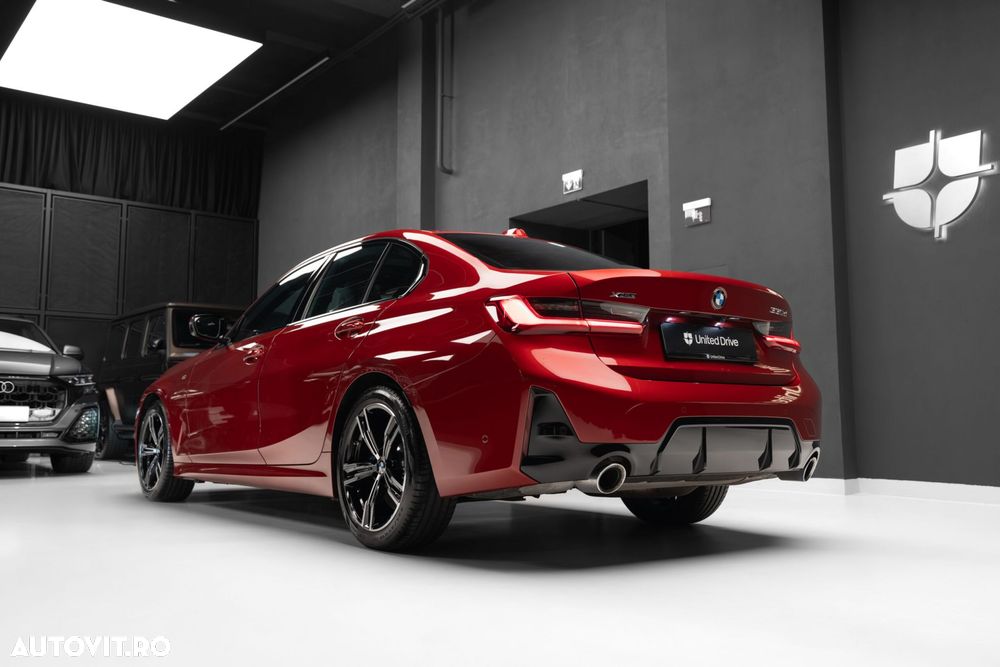 BMW Seria 3 330d xDrive Aut. M Sport - 40