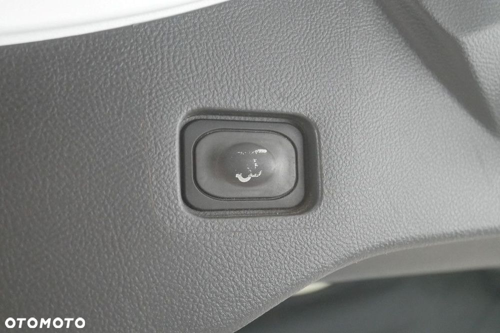 Ford Mondeo - 17