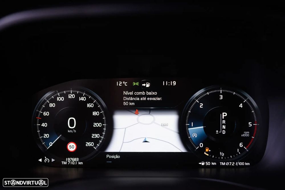 Volvo XC 60 2.0 D4 Inscription AWD Geartronic - 51