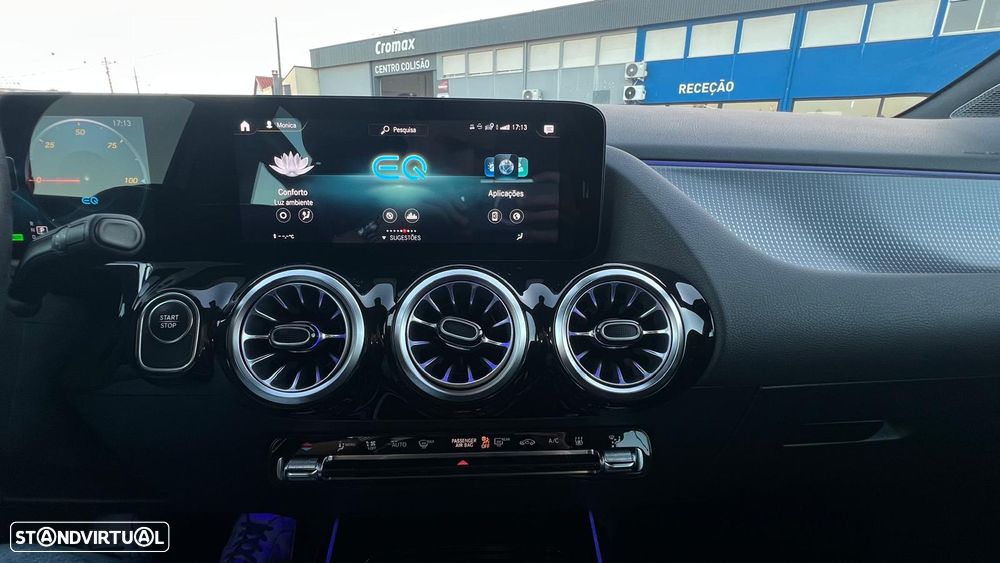 Mercedes-Benz EQA - 13