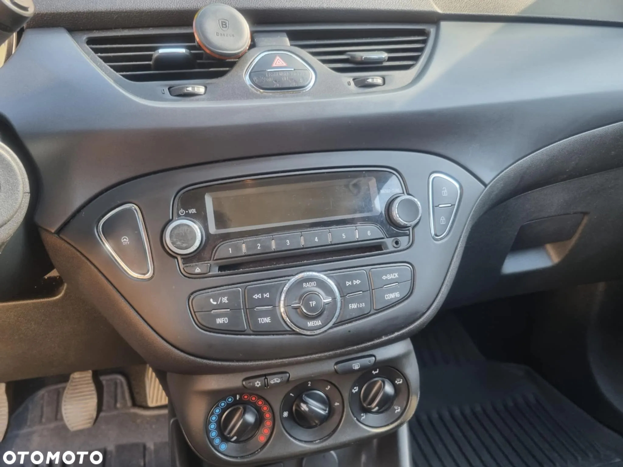 Opel Corsa 1.4 Color Edition - 28