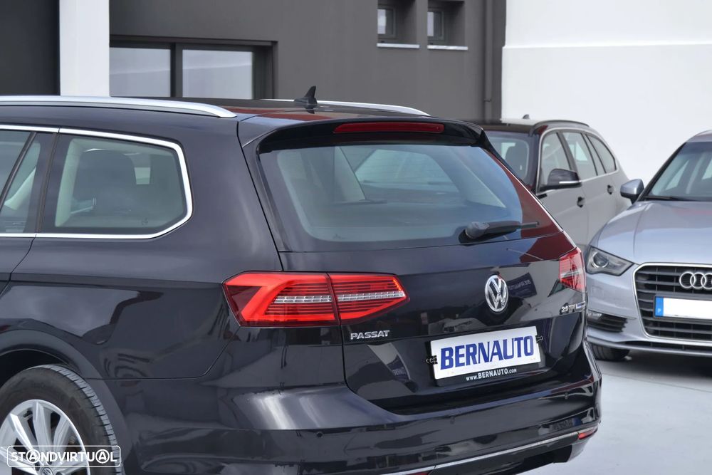 VW Passat Variant 2.0 TDI Highline - 10