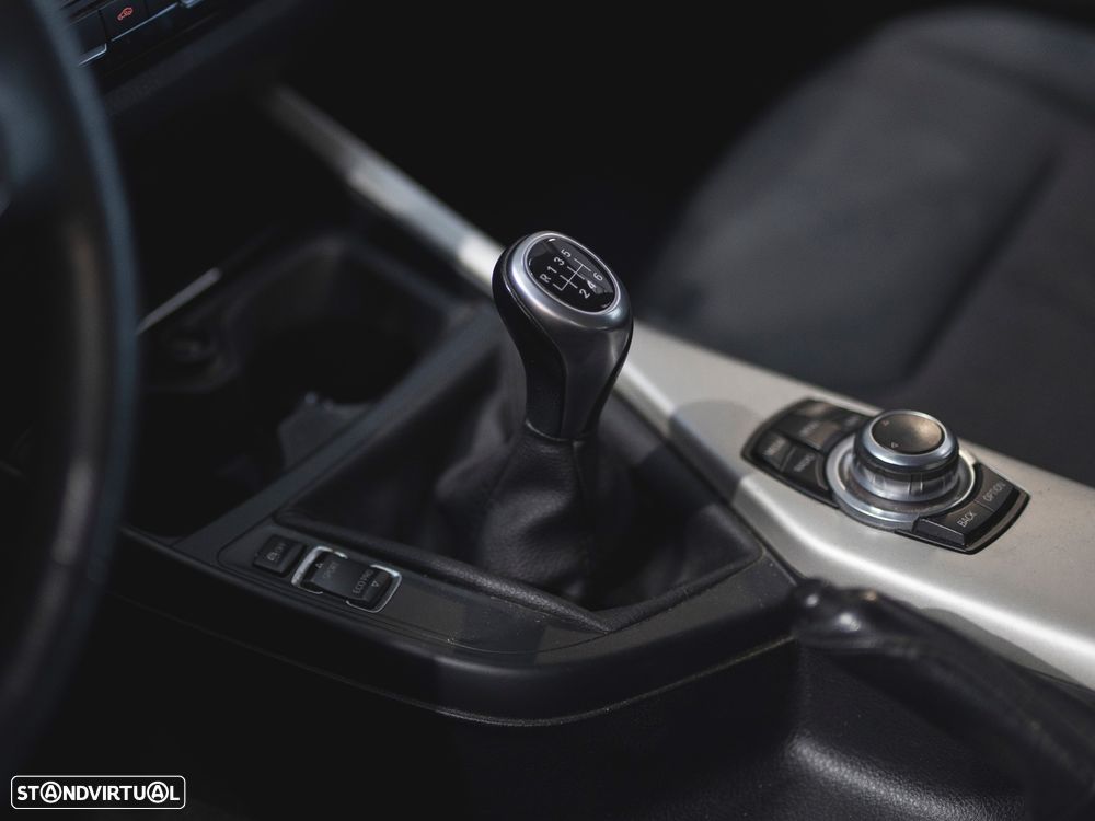 BMW 116 d EfficientDynamics Edition - 19