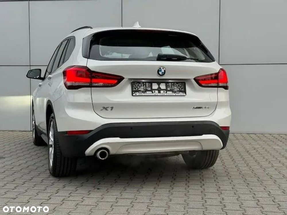 BMW X1 xDrive25e Advantage - 8