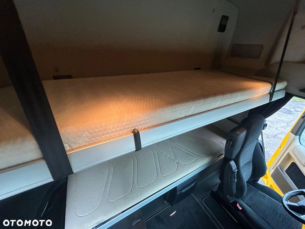 Mercedes-Benz Actros 2448 Kassbohrer - 26