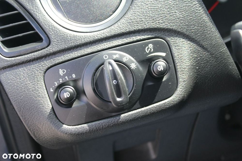 Ford S-Max - 18