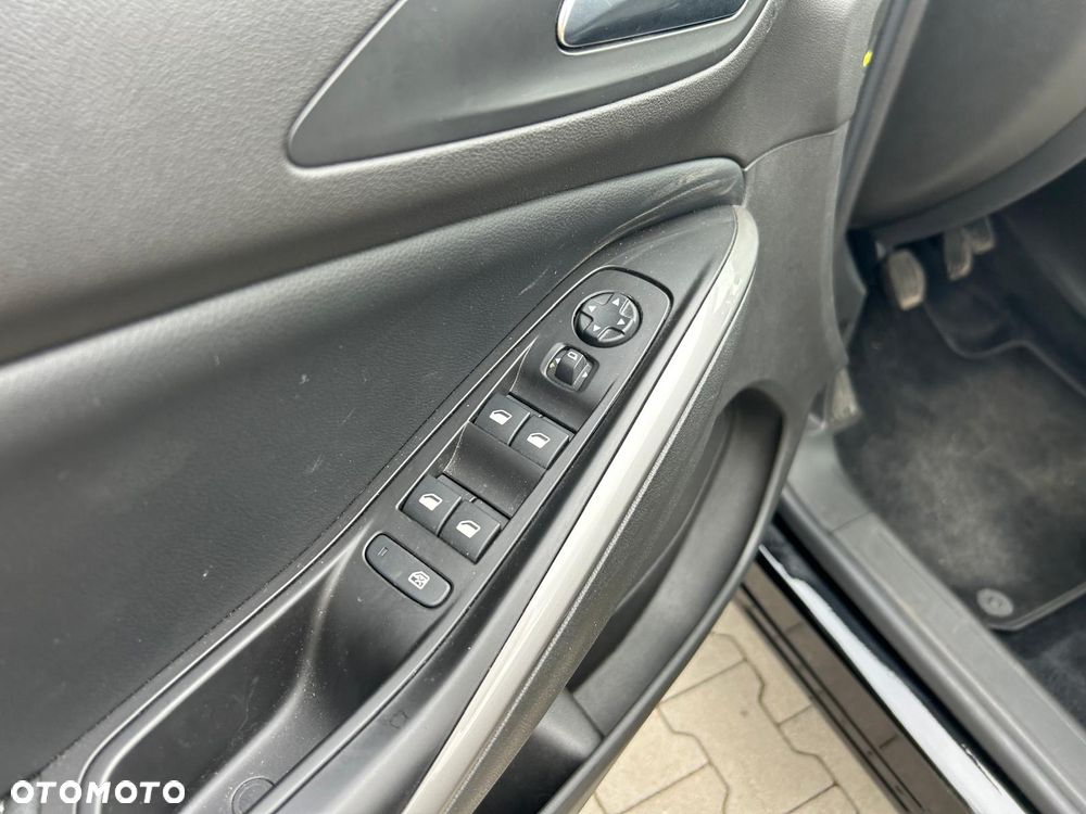 Opel Grandland X 1.2 Start/Stop Elegance - 26