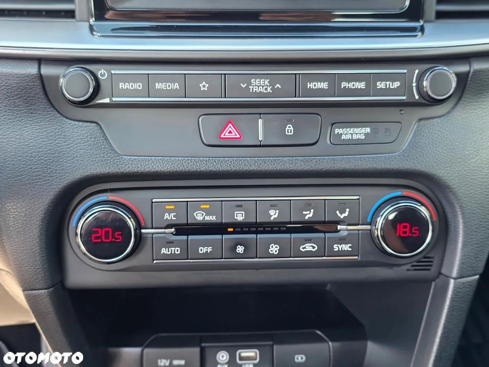 Kia Ceed 1.6 CRDi SCR L - 33