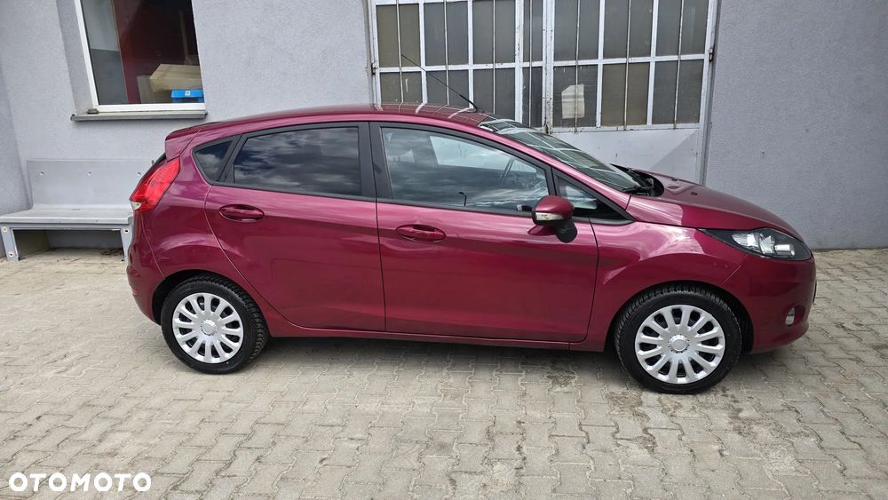 Ford Fiesta 1.25 Celebration - 22