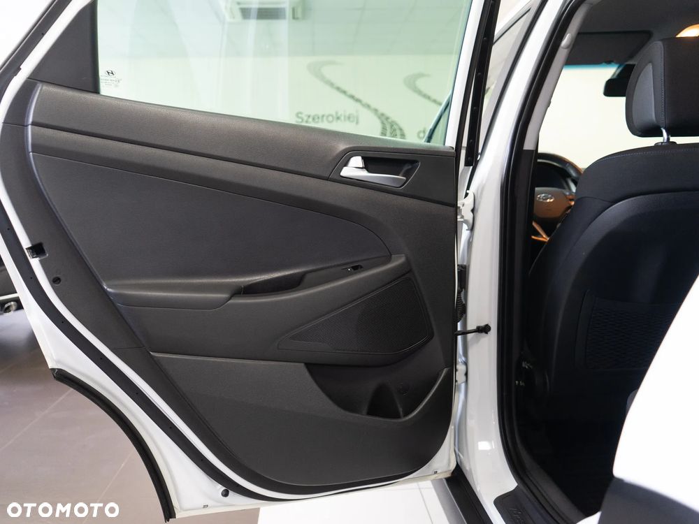 Hyundai Tucson 1.6 GDi Comfort 2WD - 25