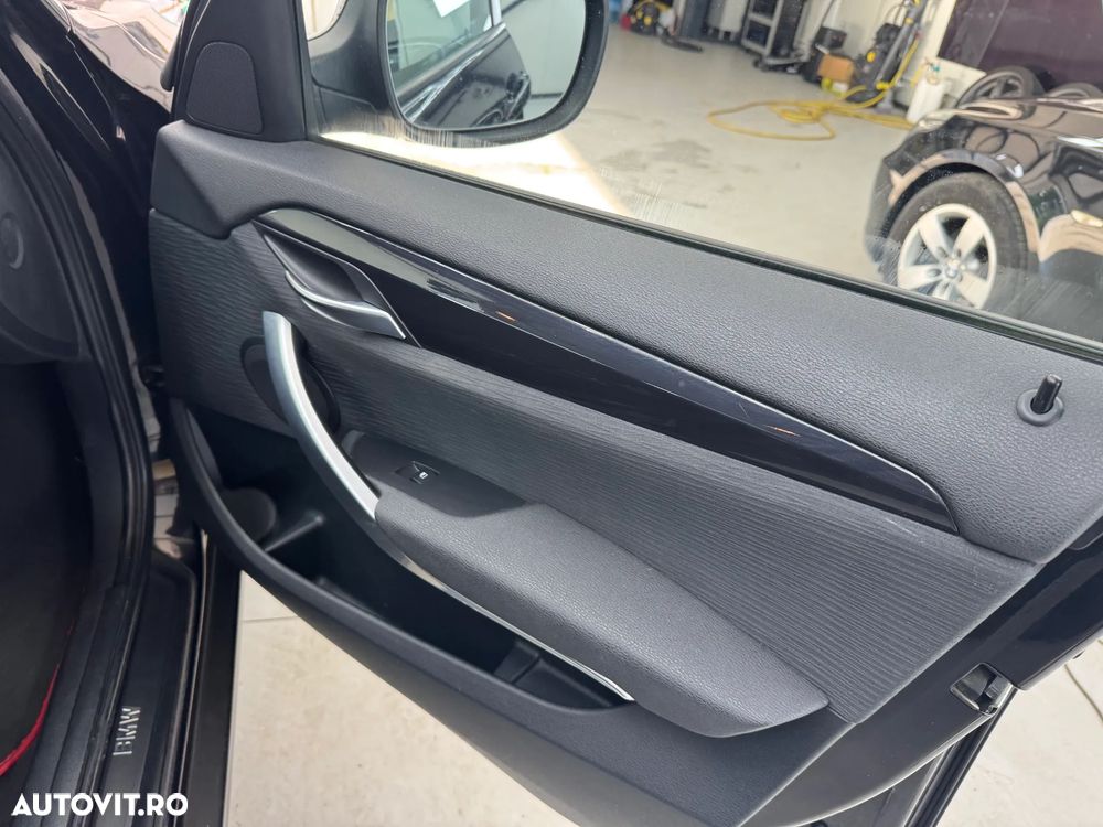 BMW X1 2012 — imagine 13