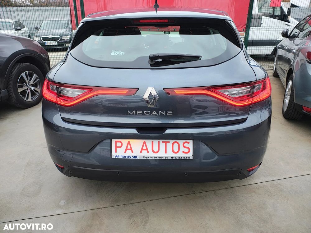 Renault Megane BLUE dCi 115 BUSINESS EDITION - 14