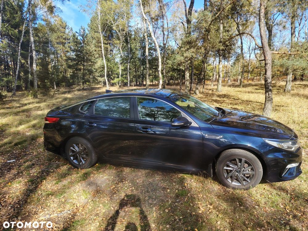 Kia Optima 2.0 L - 7