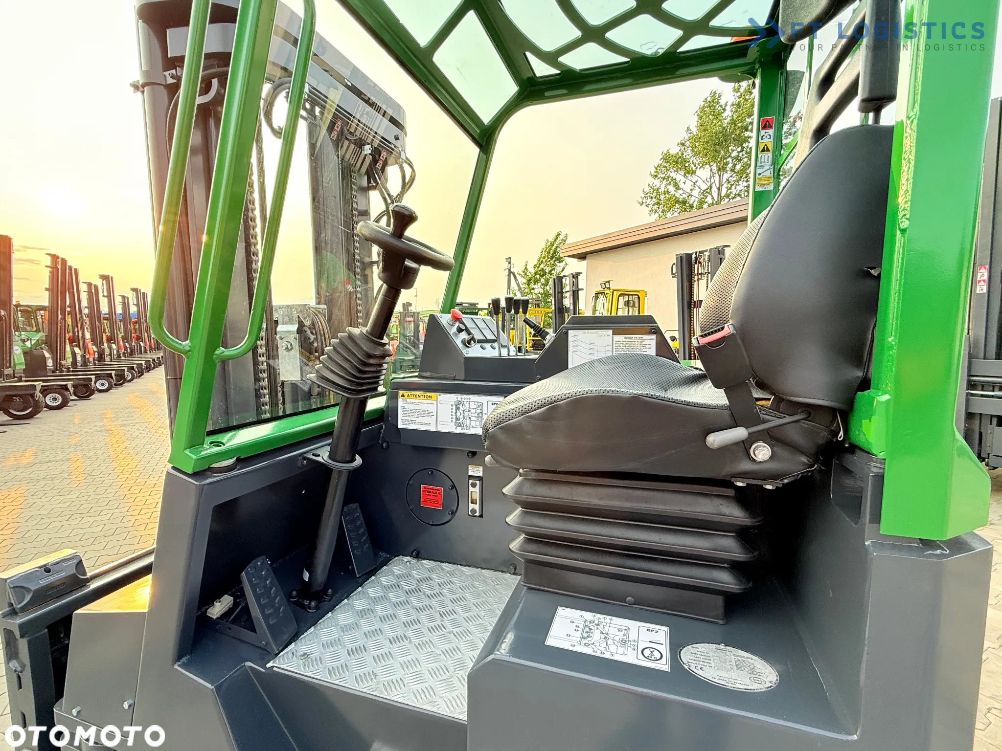 Combilift C4000CB / TRIPLEX - 5200MM / GAS / WOLNY SKOK / POZYCJONER WIDEŁ / PRZESUW WIDEŁ / WYSOKOŚĆ 2450MM / JAK NOWY - 13