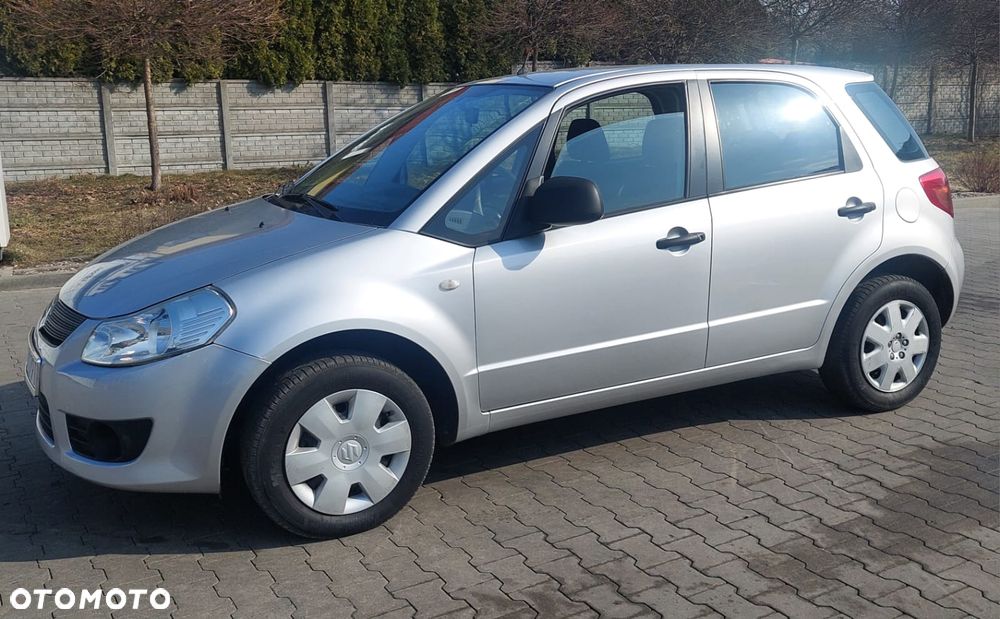 Suzuki SX4 1.5 - 7