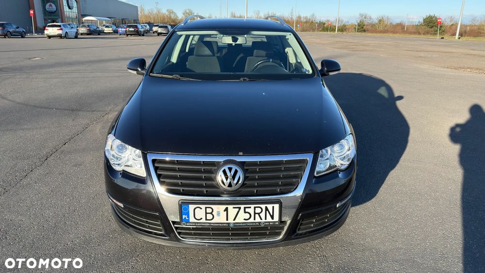 Volkswagen Passat 2.0 FSI Individual - 7