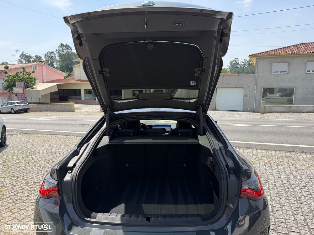 BMW i4 M50 Pack Desportivo M Pro - 17