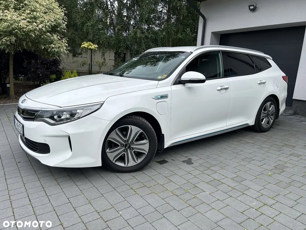Kia Optima Plug-in Hybrid - 13