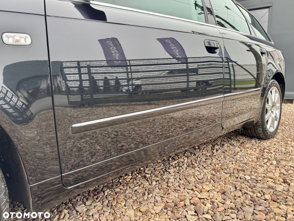 Audi A4 Avant 2.0 TDI DPF - 12