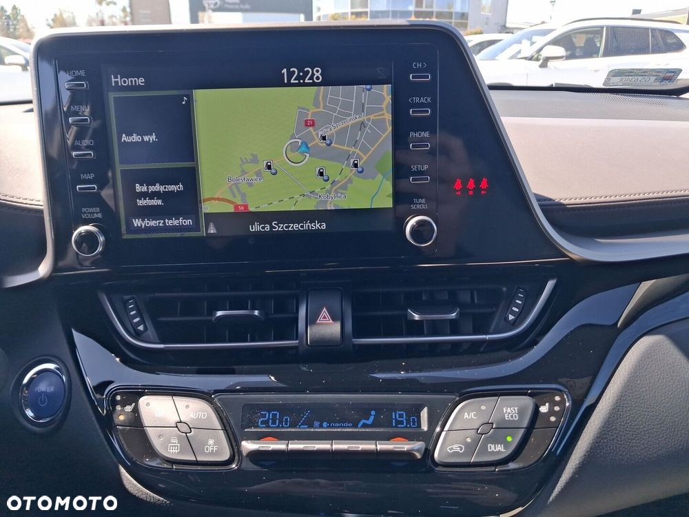 Toyota C-HR 2.0 Hybrid Executive - 19