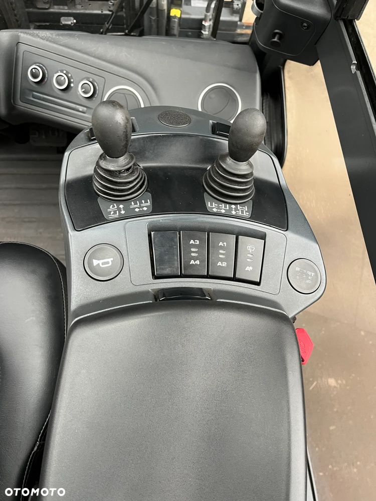 Linde H30 H25 H35 Gaz LPG Paletyzer na 2 palety, pełna kabina - 19