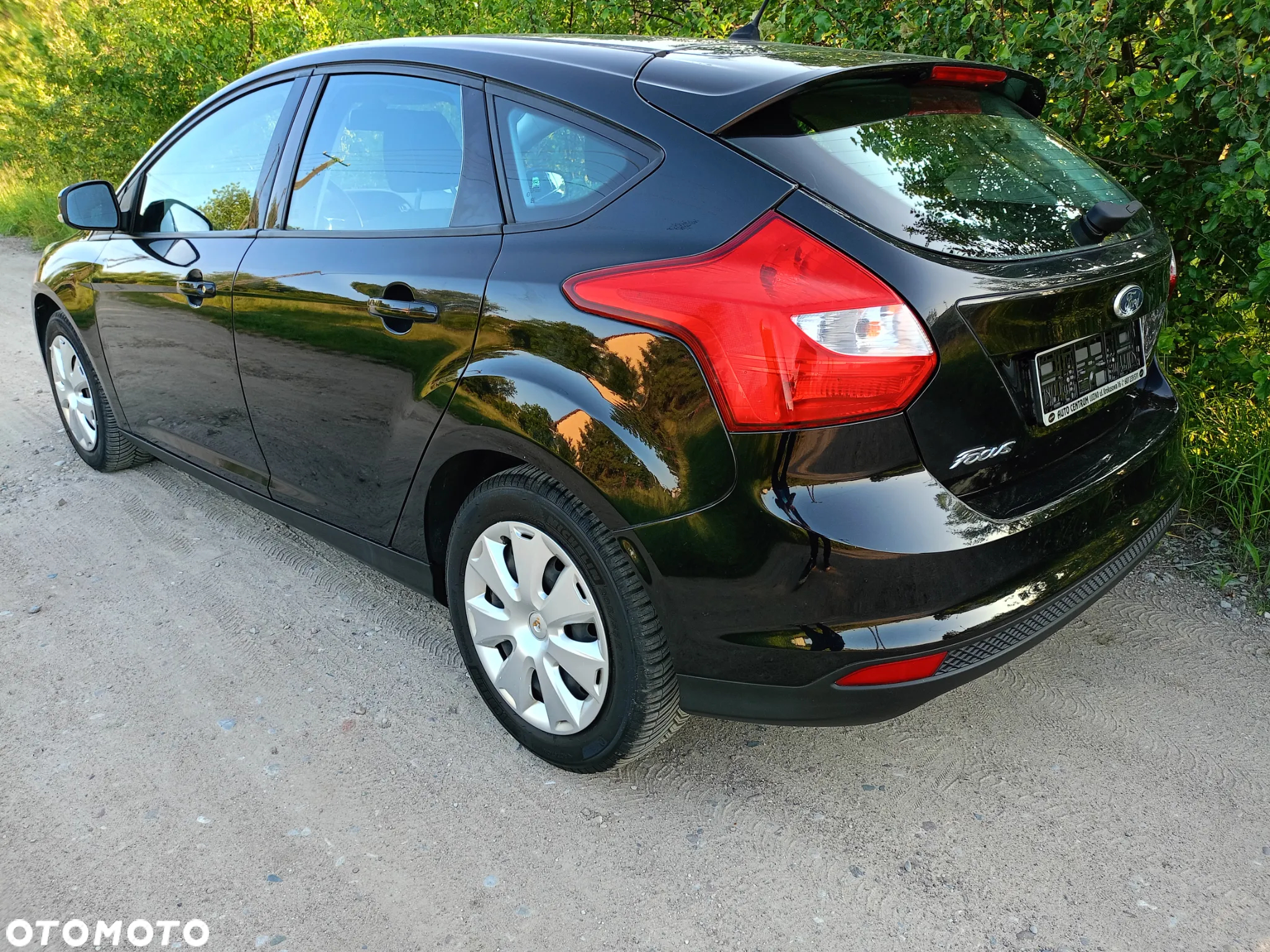 Ford Focus 1.6 Edition - 9
