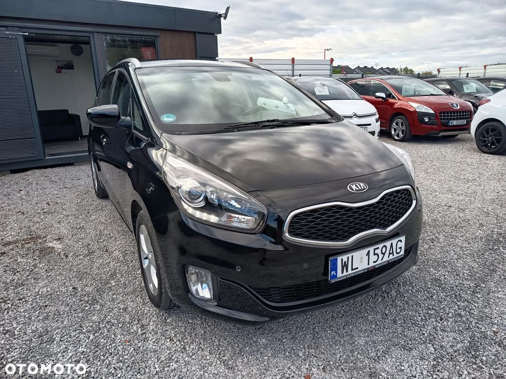 Kia Carens 1.6 GDI Dream Team Edition - 12