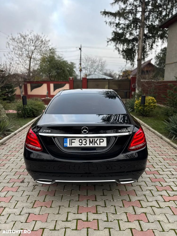 Mercedes-Benz C - 10