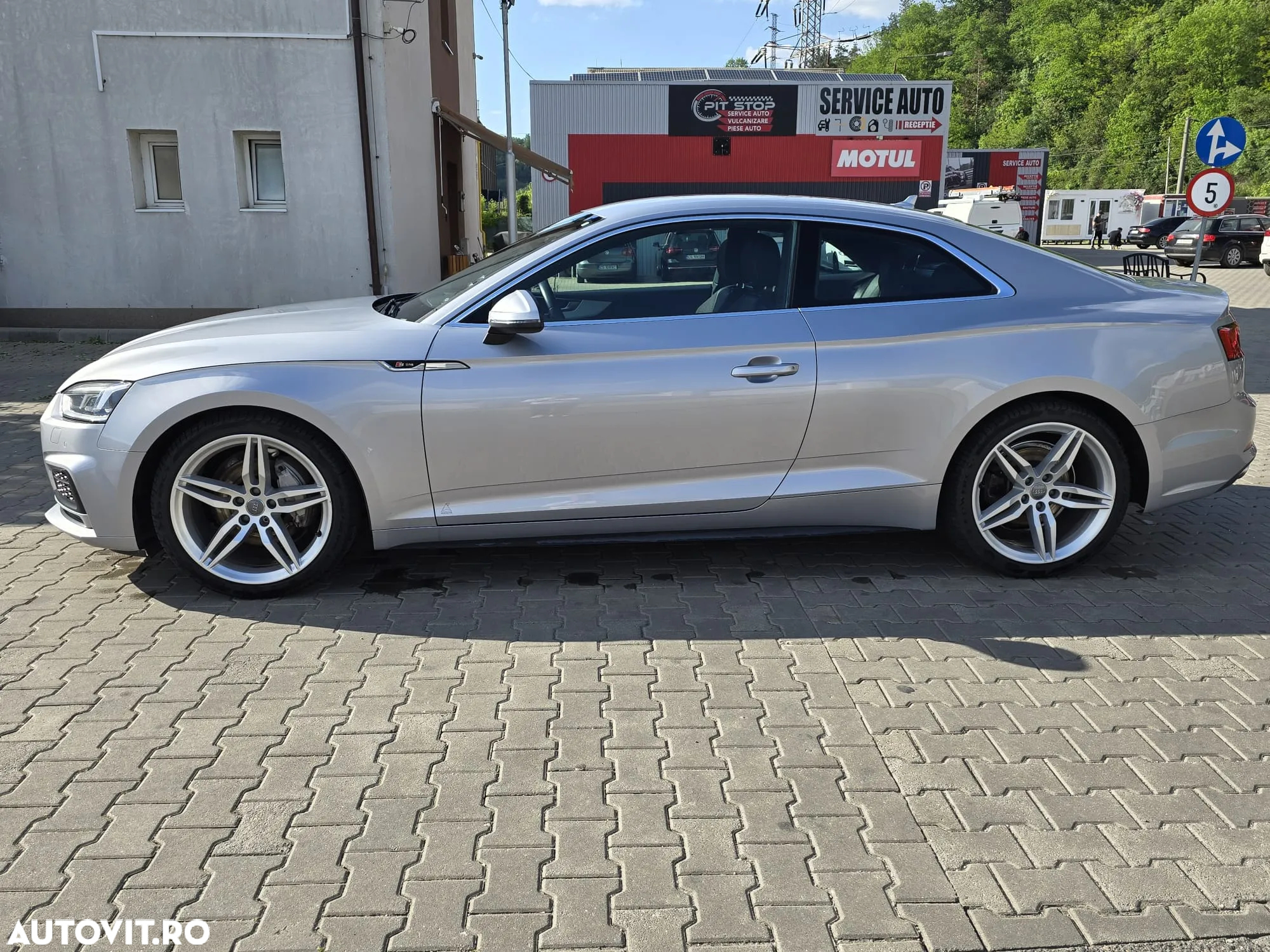 Audi A5 Coupe 2.0 TDI S tronic - 2