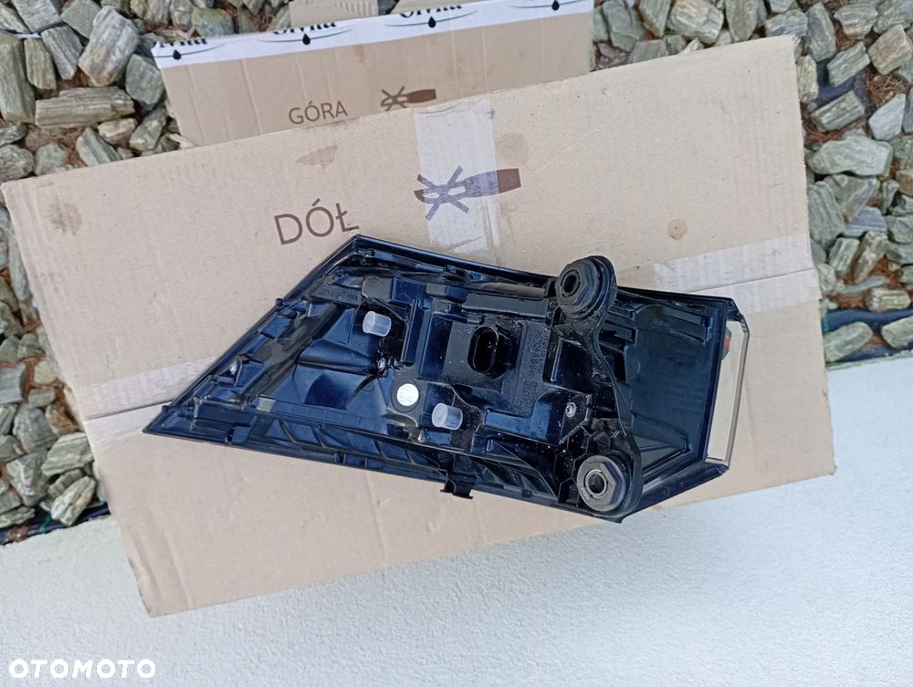 VW GOLF 8 VIII 5H0 LIFT HB LAMPA TYŁ TYLNA PRAWA IQ 5H0945208B - 6