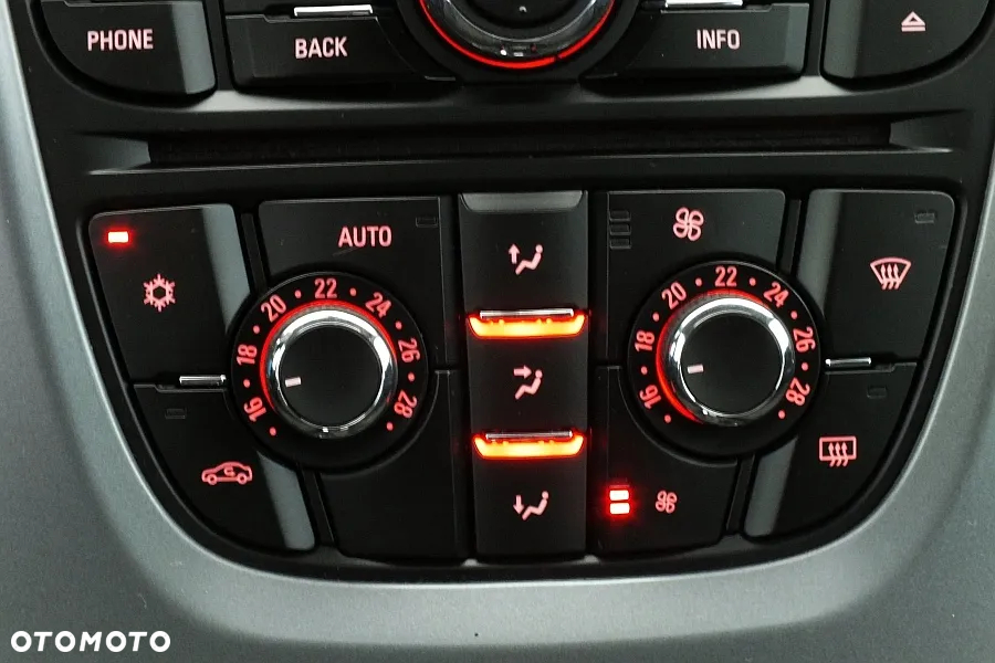 Opel Astra - 19
