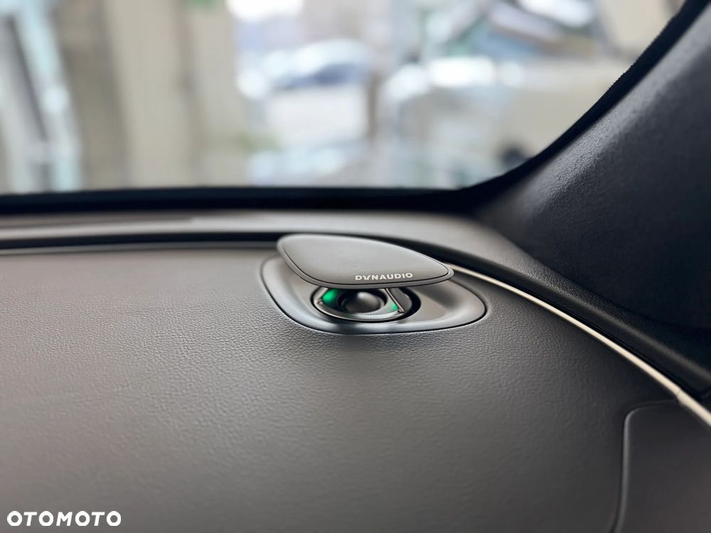 XPeng G9 80.3 kWh RWD Standard Range - 9