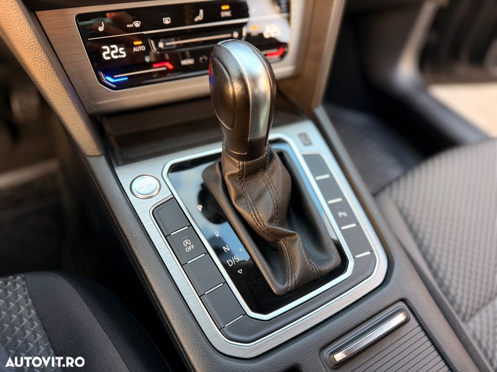 Volkswagen Passat Variant 1.5 TSI ACT OPF DSG Comfortline - 8