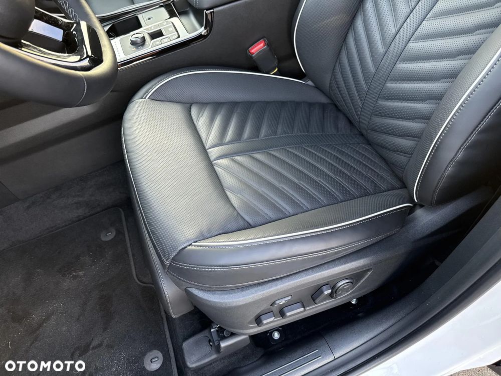 Kia Sorento 1.6 T-GDI HEV Prestige Line AWD 7os - 12