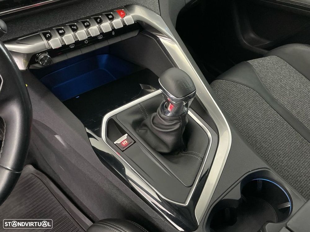 Peugeot 3008 1.5 BlueHDi Allure - 18