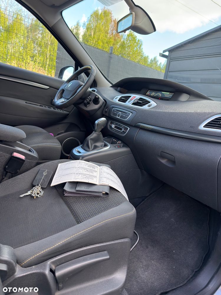 Renault Scenic 2.0 16V Expression - 21