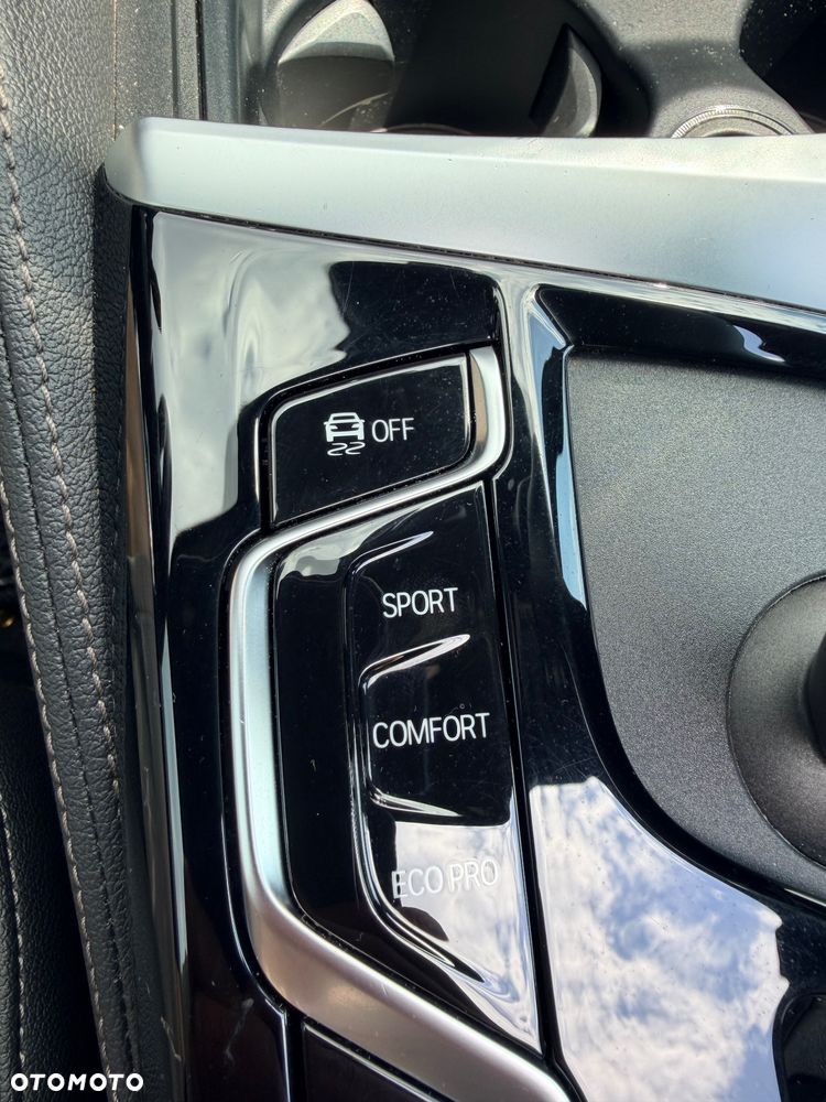 BMW Seria 5 540d xDrive mHEV M Sport sport - 29