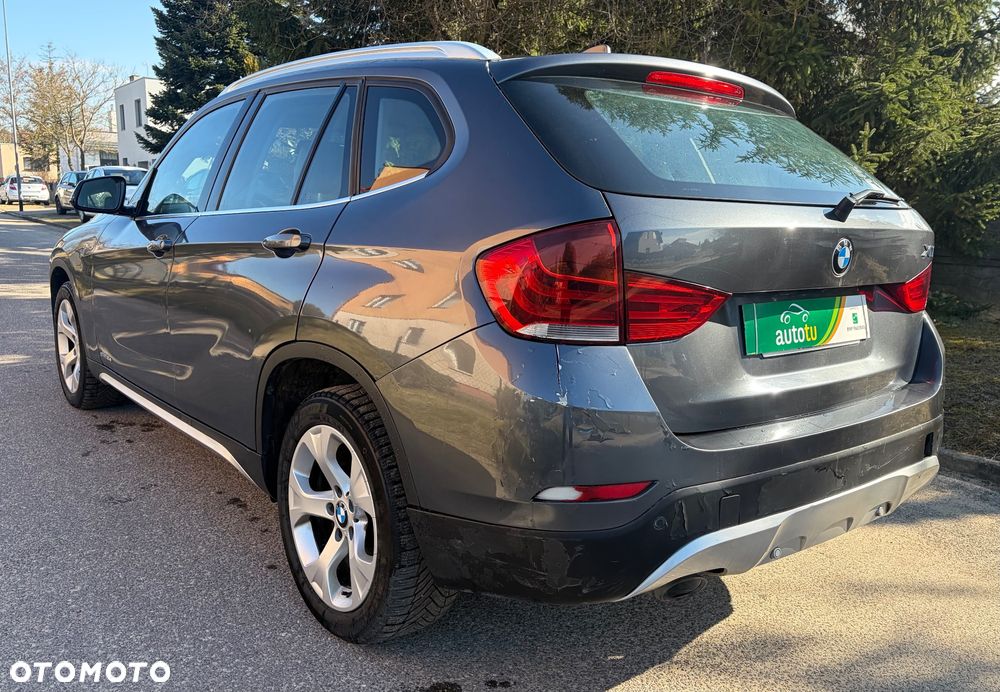BMW X1 sDrive18d xLine - 12