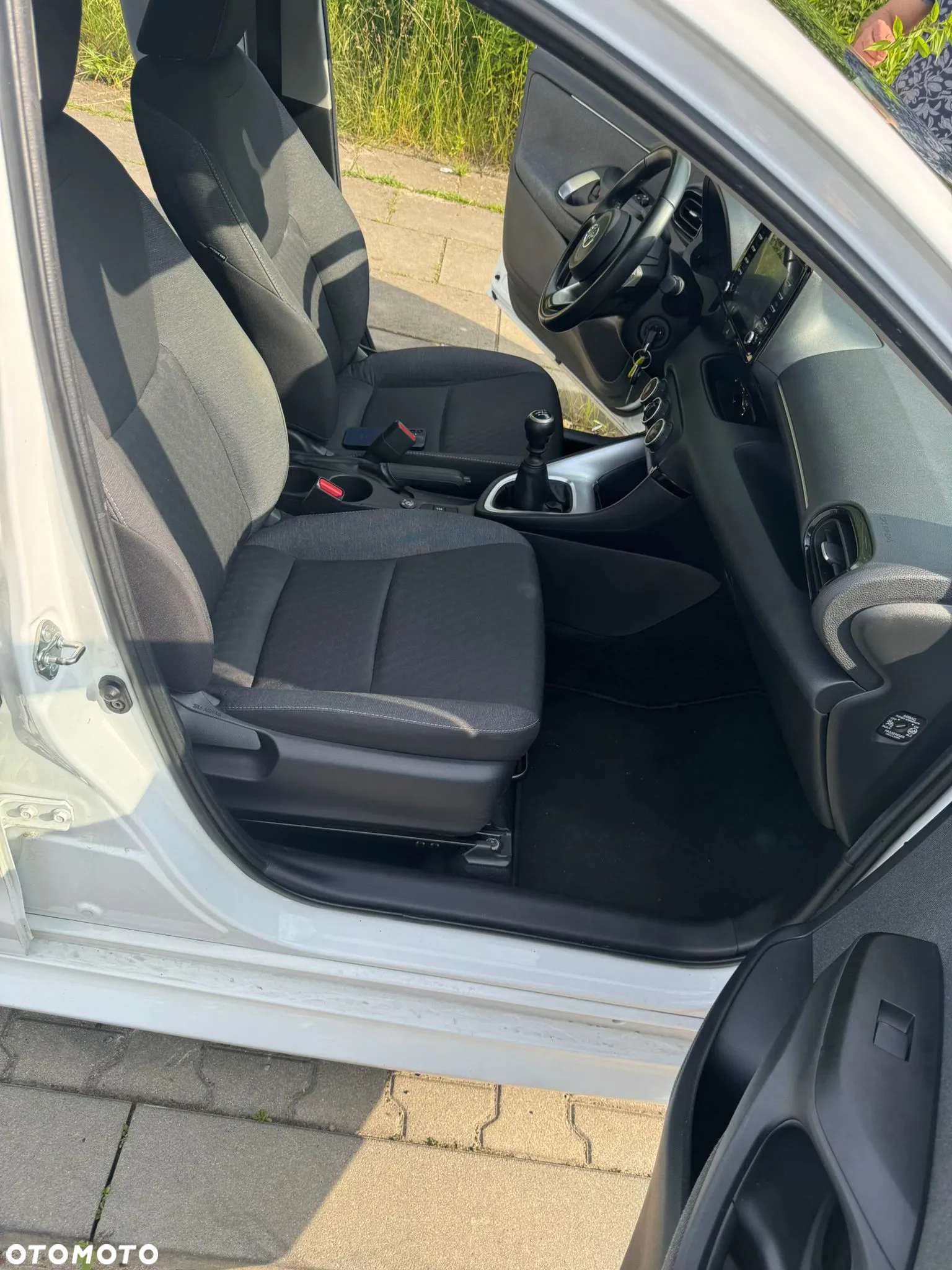 Toyota Yaris 1.5 Comfort - 9