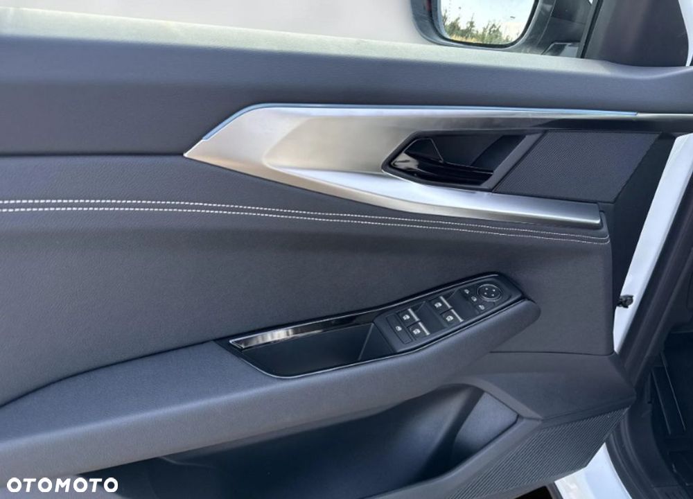 Renault Austral 1.3 TCe mHEV Techno - 10