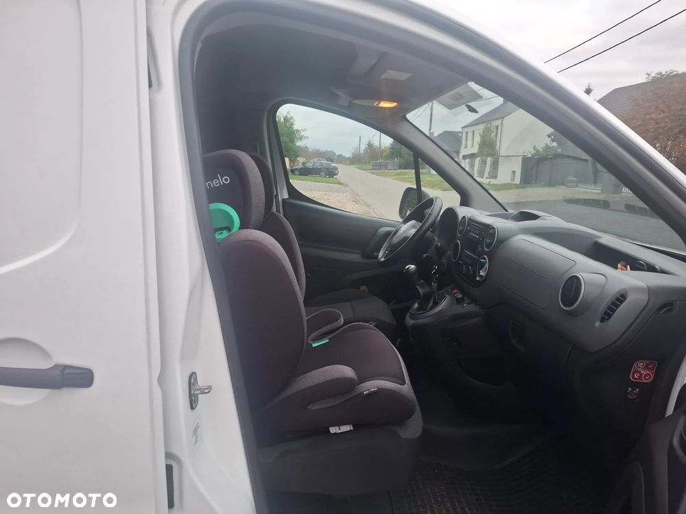 Citroën BERLINGO - 19