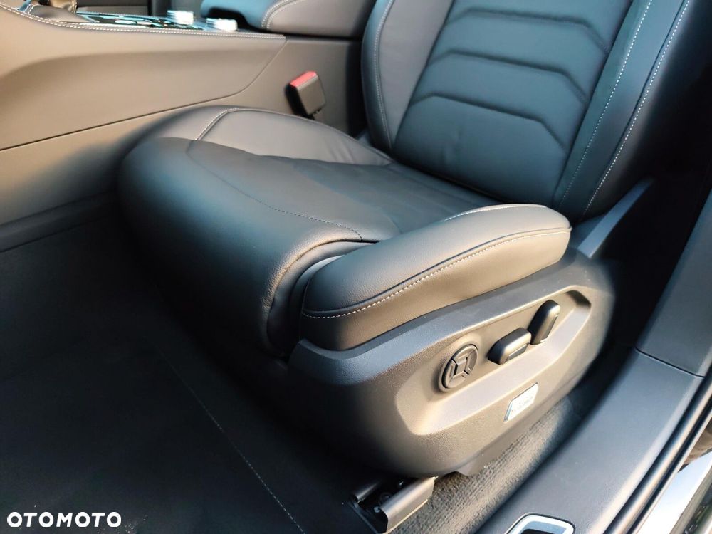 Volkswagen Touareg 3.0 V6 TDI SCR 4Mot R-Line - 12