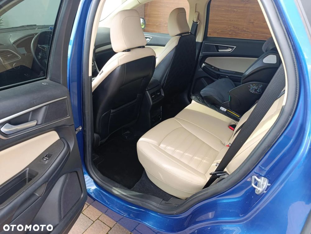 Ford Edge - 21