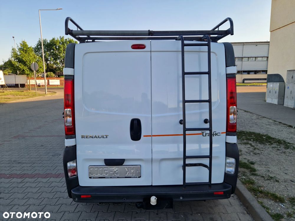 Renault TRAFIC - 10