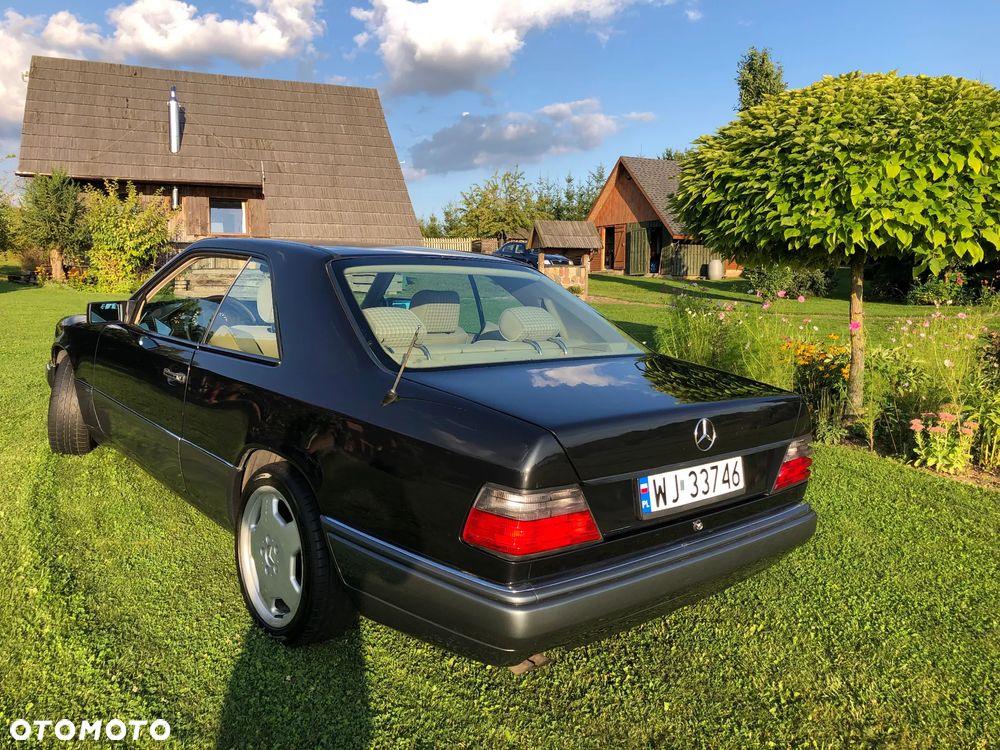 Mercedes-Benz Klasa E - 9