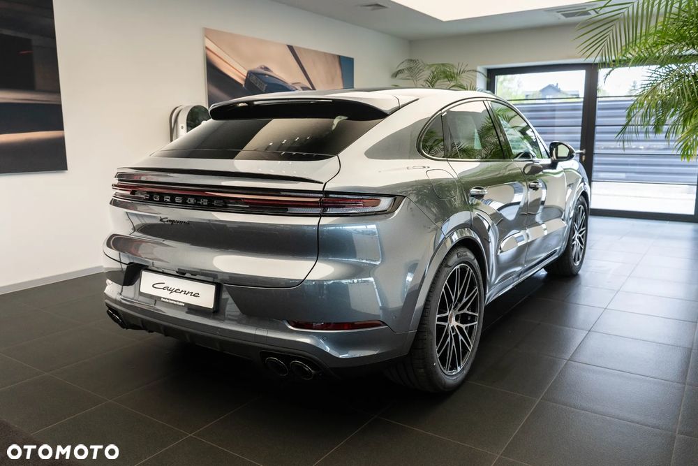 Porsche Cayenne E-Hybrid PHEV Black Edition - 4